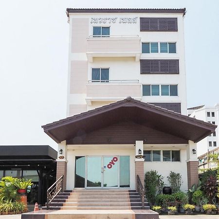 Taevaraj Place Ayutthaya Bagian luar foto