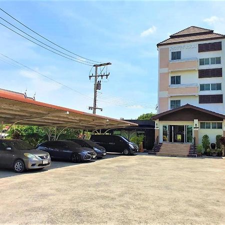 Taevaraj Place Ayutthaya Bagian luar foto