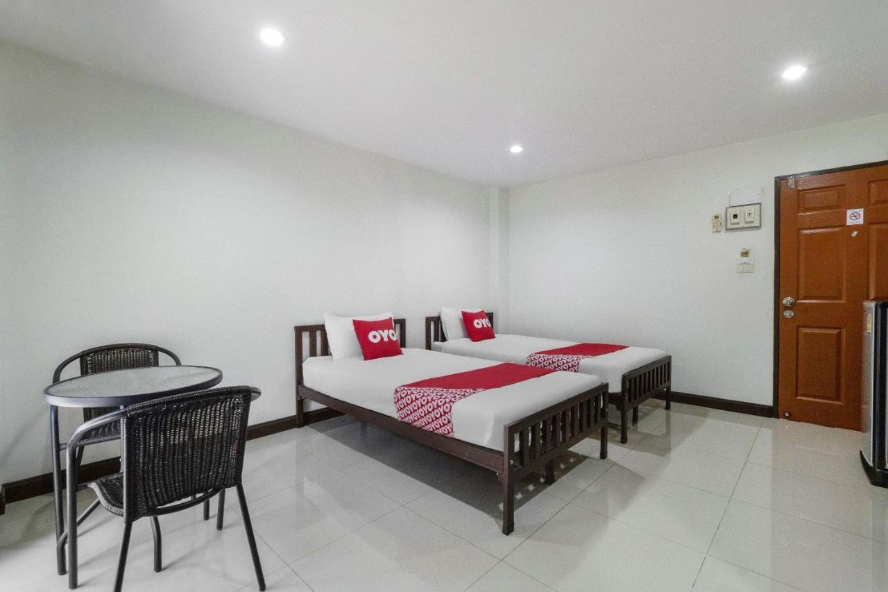 Taevaraj Place Ayutthaya Bagian luar foto