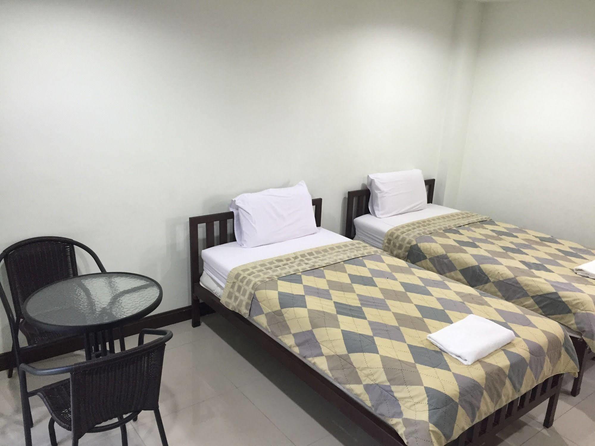 Taevaraj Place Ayutthaya Bagian luar foto